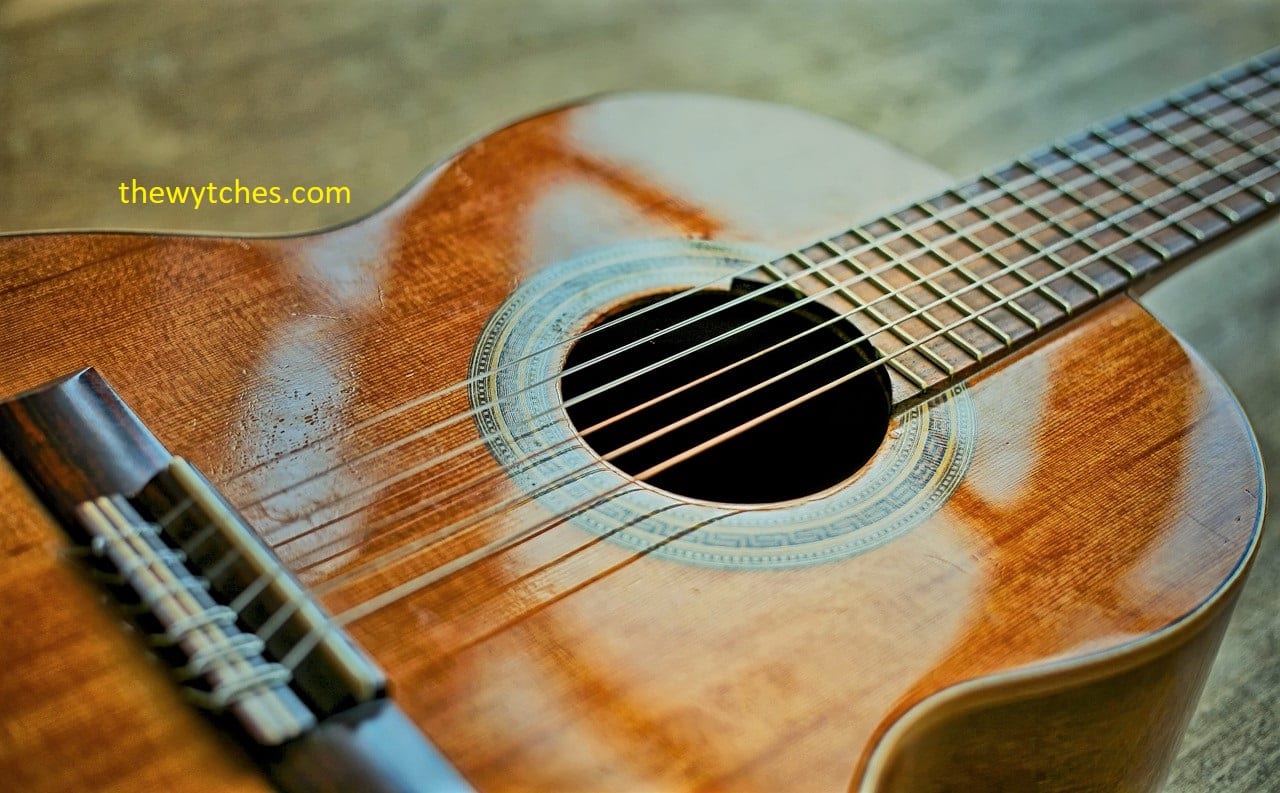 Best Acoustic Guitar Under 300 Dollars | List of Top 10 in 2024